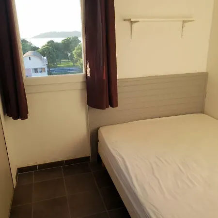 Logis 194 Appartement Gruissan Buitenkant foto